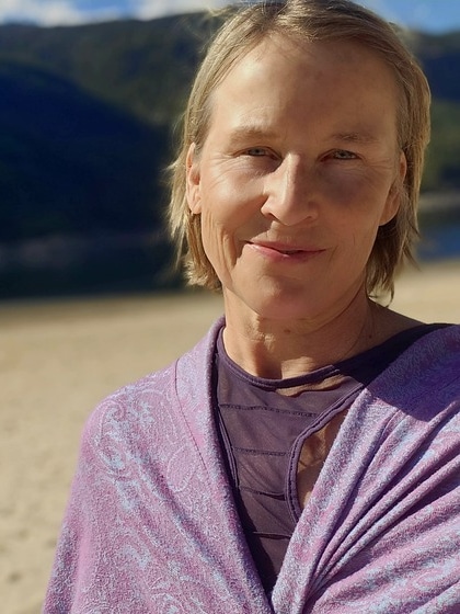 Anni Muhlegg, BSW, MACP, RSW, CCC-Q