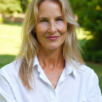 Anni Muhlegg is a trauma & addiction therapist in Castlegar offering somatic, relational healing & post-traumatic growth.