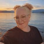 Liz is our Administrative Coordinator at OK Clinical, assisting with bookings, communications and fostering community well-being.